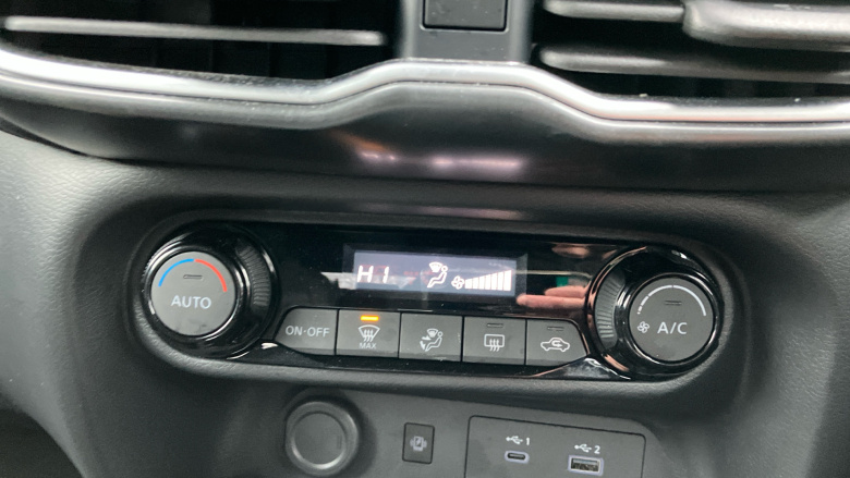 Nissan Juke 1.6 Hybrid N-Connecta 5dr Auto Hybrid Hatchback